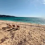 Villa Pieds Dans L Eau La Nartelle